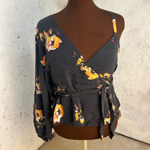 ALC 100% Silk Floral One Shoulder Floral Blouse Size 12 - Picture 5 of 10
